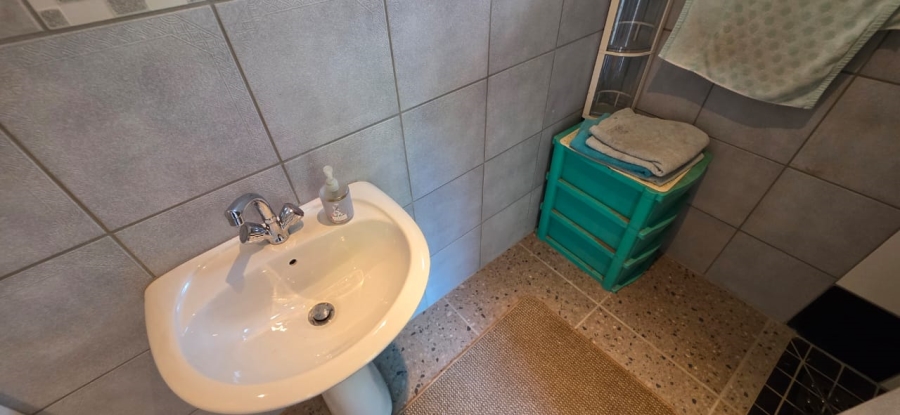 5 Bedroom Property for Sale in Wilkoppies North West